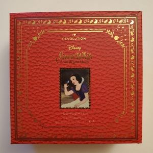 NEW* I Heart Revolution "Snow White Fairytale Apple Highlighter" | Disney Beauty